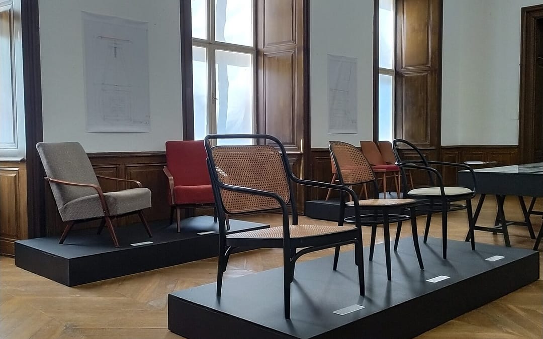 Architekt Radomír Hofman: Návrhy ohýbaného nábytku pro TON 29. 6. 2023